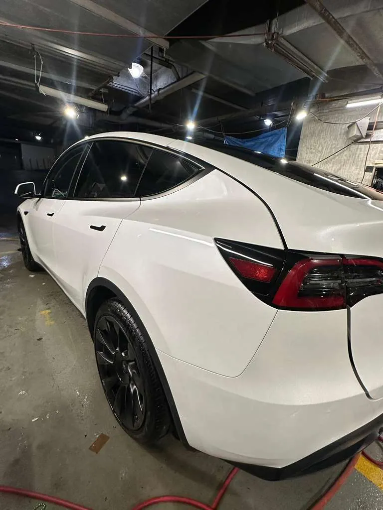 Auto Detail Black SUV Ceramic Auto Detail Black SUV Ceramic