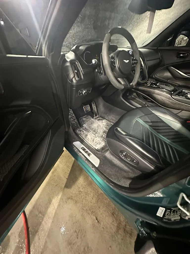 Auto Detail Interior Steering Wheel Auto Detail Interior Steering Wheel