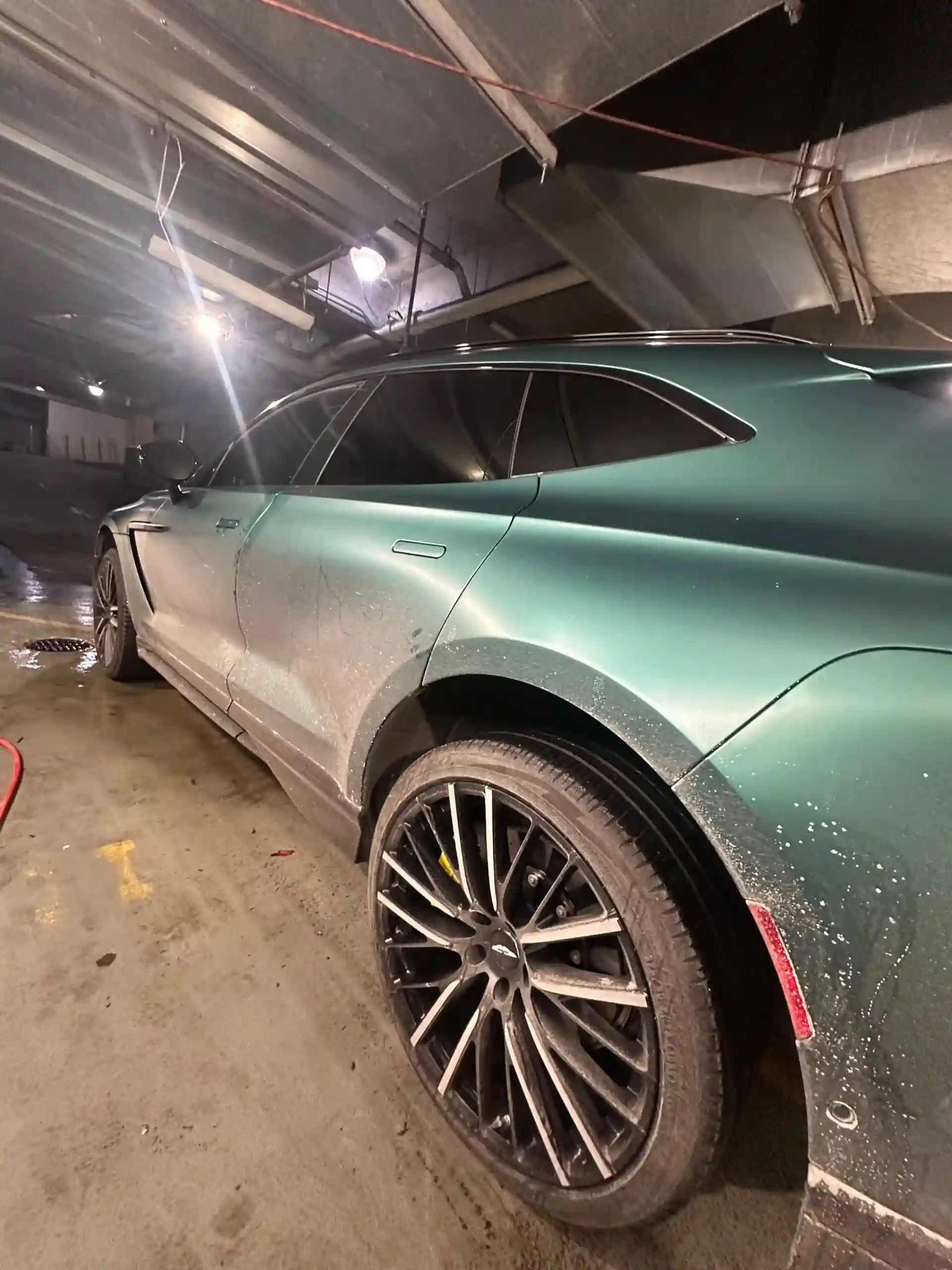 Auto Detail SUV Exterior Wash Auto Detail SUV Exterior Wash